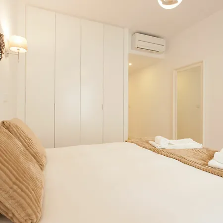 Mouraria Blue By Lu Holidays Apartment Lisbon